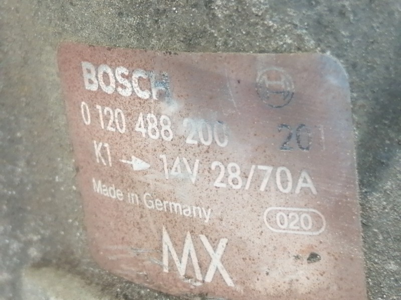 Recambio de alternador para opel astra f berlina gls referencia OEM IAM 0120488200  