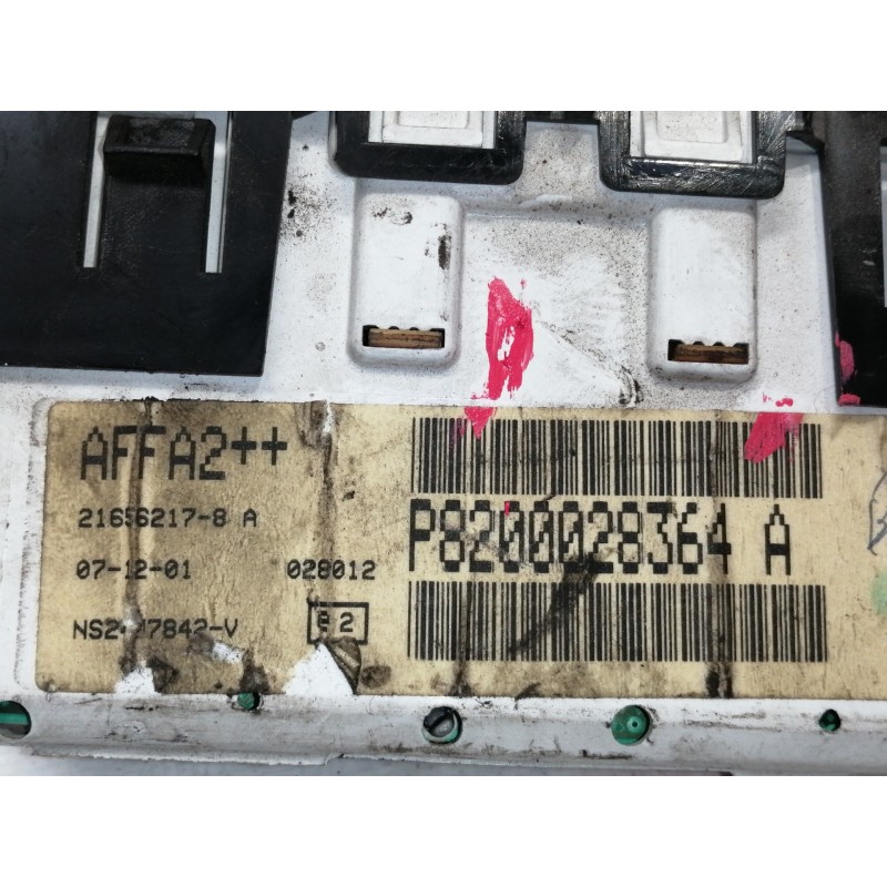 Recambio de mando multifuncion para renault clio ii fase ii (b/cb0) authentique referencia OEM IAM P8200028364A  