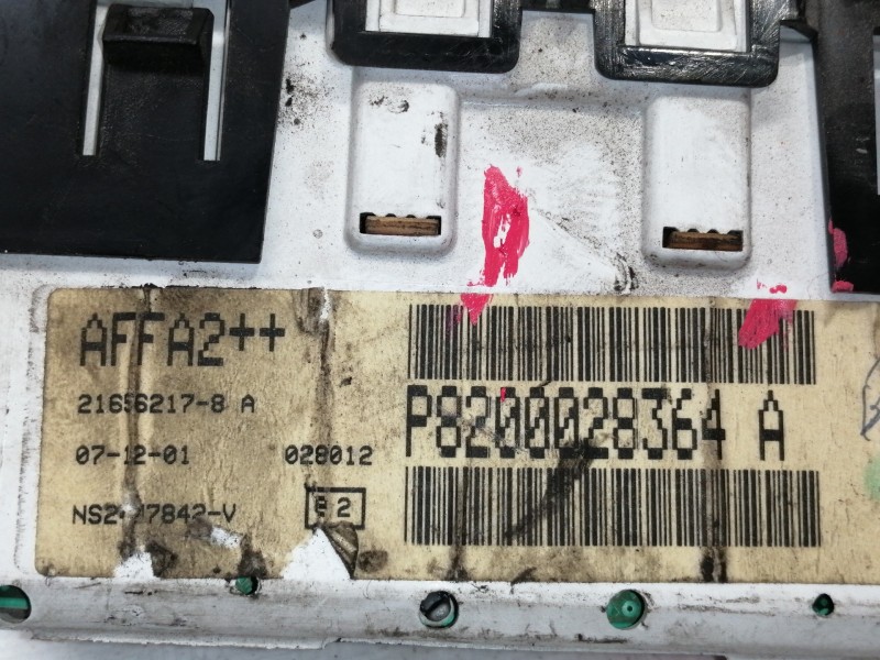 Recambio de mando multifuncion para renault clio ii fase ii (b/cb0) authentique referencia OEM IAM P8200028364A  