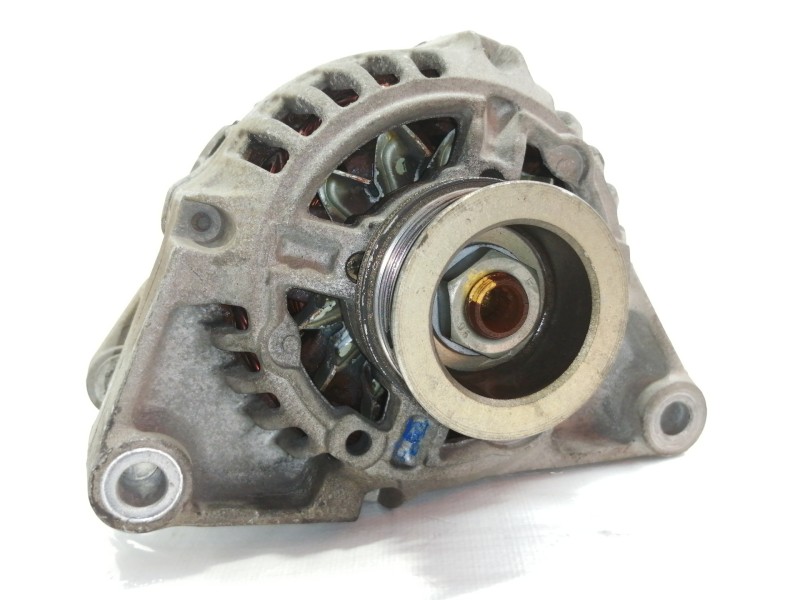 Recambio de alternador para opel corsa b 1.2 referencia OEM IAM 0001110008  