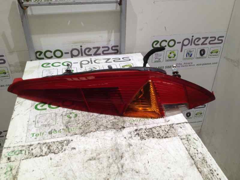 Recambio de piloto trasero derecho para fiat punto berlina (188) 1.9 d active/el (i) referencia OEM IAM 794078 794078 