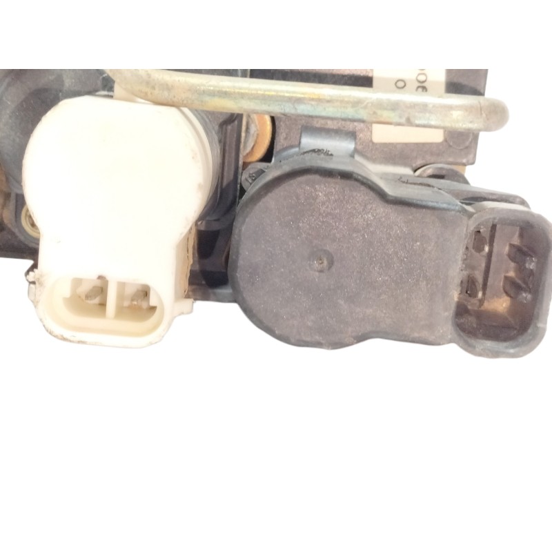 Recambio de cerradura puerta trasera derecha para opel frontera b basis referencia OEM IAM 97125468 16637560 