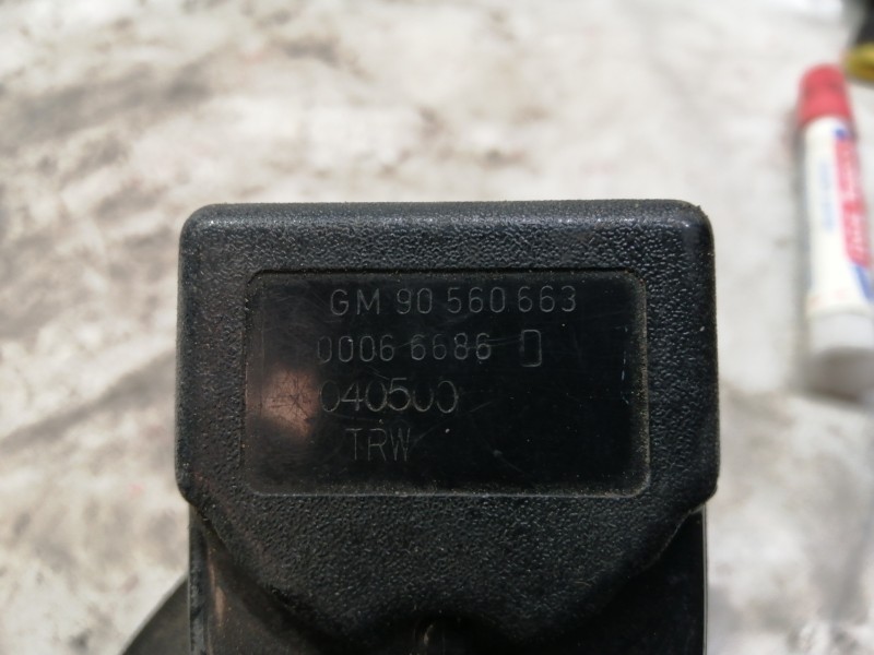 Recambio de enganche cinturon trasero derecho para opel astra g cabrio referencia OEM IAM GM90560663  