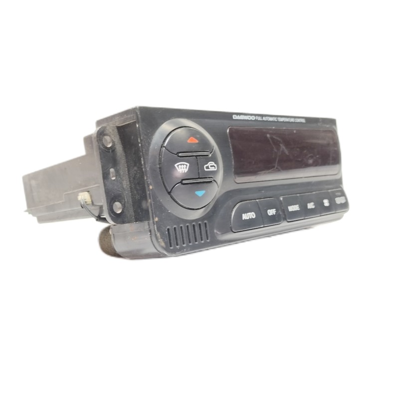 Recambio de mando calefaccion / aire acondicionado para daewoo leganza 2.0 cdx edición limitada referencia OEM IAM 96334786  