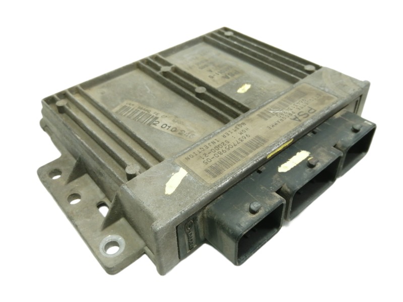 Recambio de centralita motor uce para citroën saxo 1.4 sx referencia OEM IAM 9643134280 963770598005 9637705980