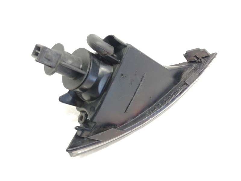 Recambio de piloto lateral izquierdo para lancia lancia y elefantino rosso referencia OEM IAM 37150748  