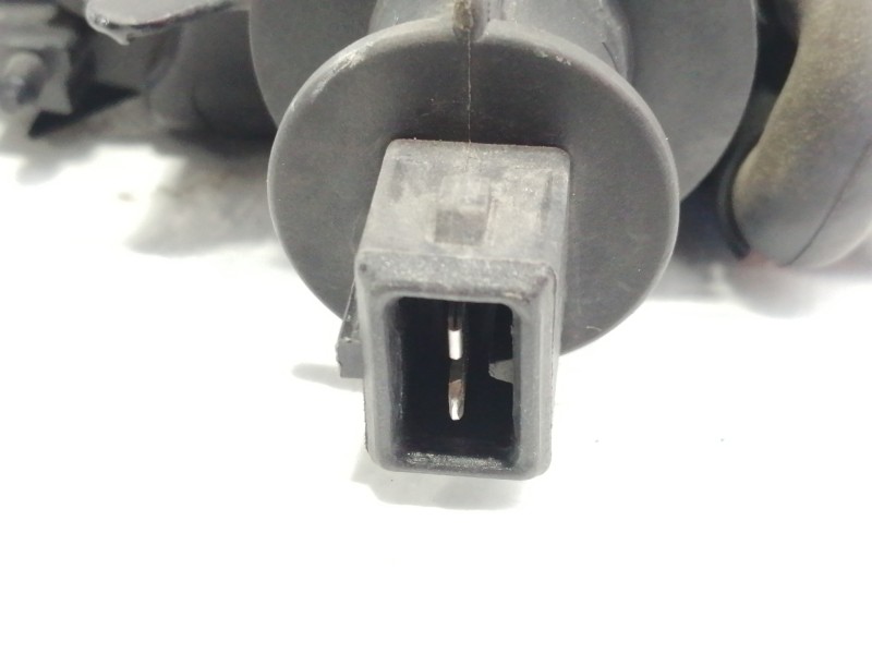 Recambio de piloto lateral izquierdo para lancia lancia y elefantino rosso referencia OEM IAM 37150748  