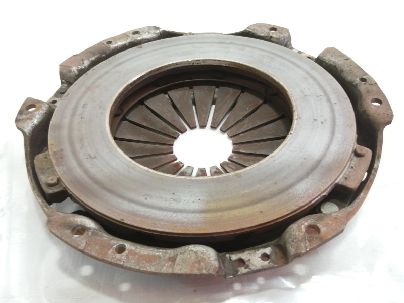 Recambio de kit embrague para nissan terrano/terrano.ii (r20) 2.7 turbodiesel referencia OEM IAM 699849 TD27 