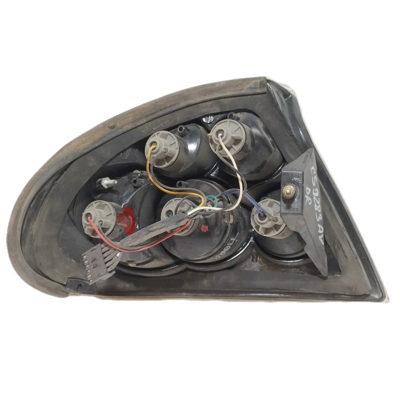 Recambio de piloto trasero derecho para opel tigra 1.4 16v referencia OEM IAM 90482001  