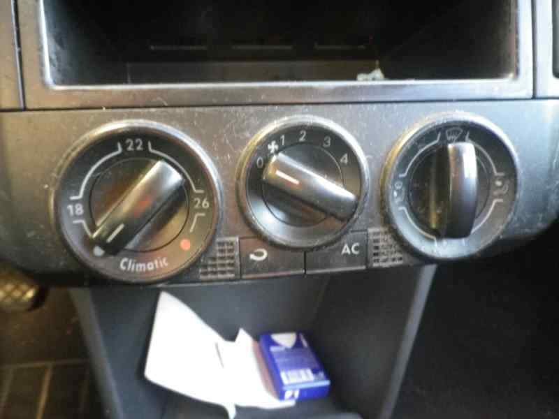 Recambio de mando calefaccion / aire acondicionado para volkswagen polo (9n1) trendline referencia OEM IAM 6Q0820045E 9015118800