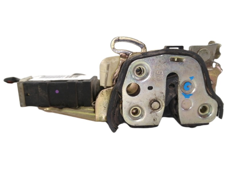 Recambio de cerradura puerta trasera derecha para opel astra f berlina básico referencia OEM IAM 90493701 605330 / 1101215 90493