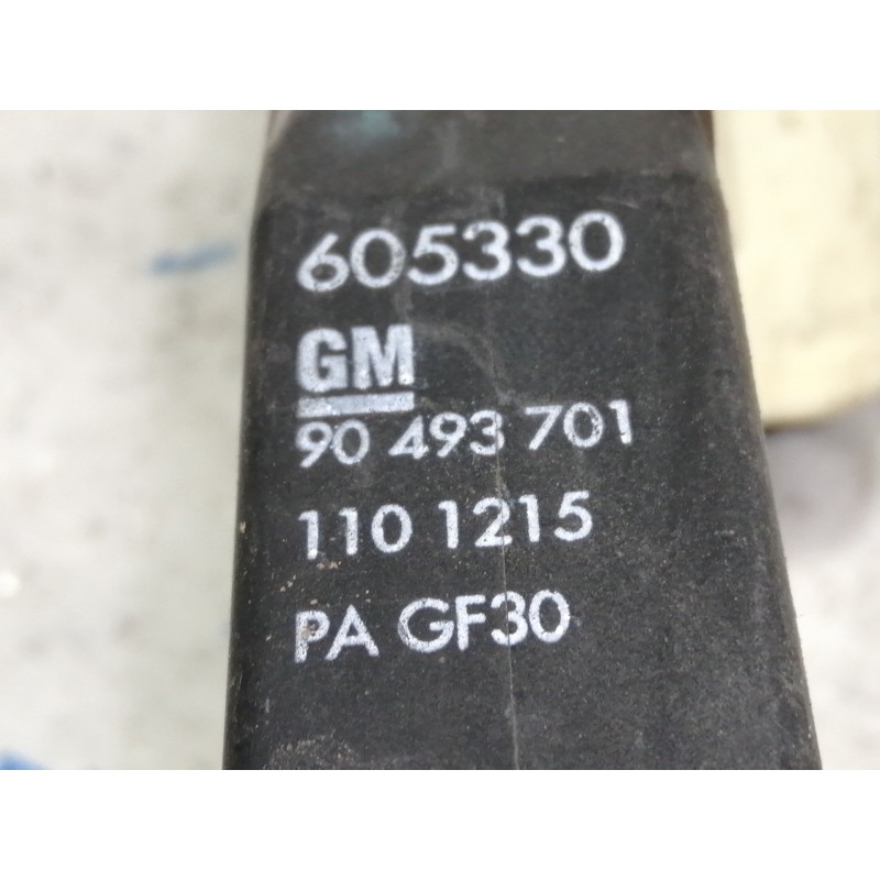 Recambio de cerradura puerta trasera derecha para opel astra f berlina básico referencia OEM IAM 90493701 605330 / 1101215 90493