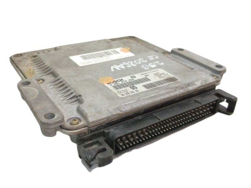 Recambio de centralita motor uce para peugeot 206 berlina xt referencia OEM IAM 0281010250  