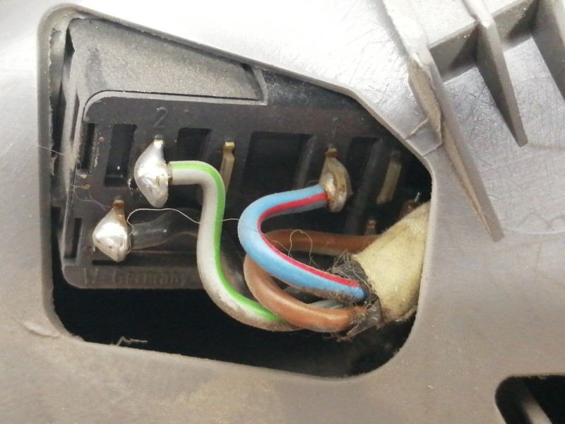 Recambio de mando elevalunas delantero izquierdo para opel corsa b swing referencia OEM IAM 90388347LH  