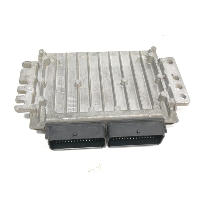 Recambio de centralita motor uce para renault megane i fase 2 berlina (ba0) 1.6 16v privilege (ba01/04/11) referencia OEM IAM 82