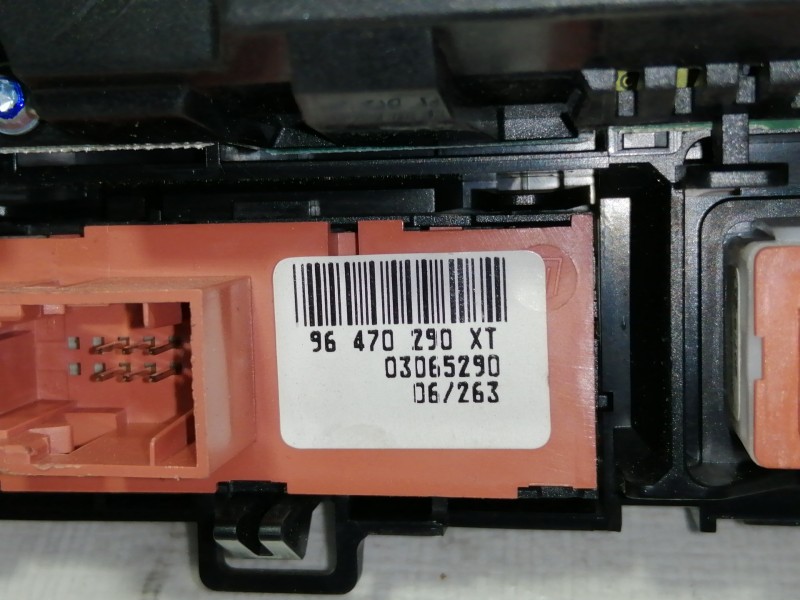 Recambio de mando calefaccion / aire acondicionado para peugeot 407 confort referencia OEM IAM 96573322XF  