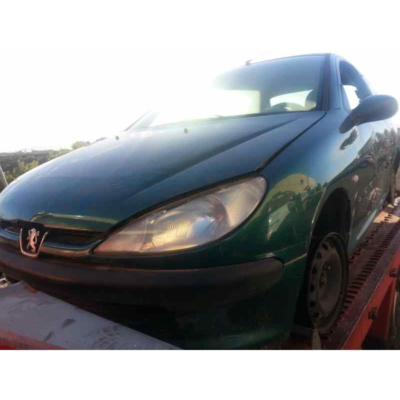 PEUGEOT 206 BERLINA