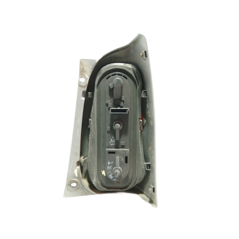 Recambio de piloto trasero izquierdo para smart coupe passion referencia OEM IAM 253041 253031 