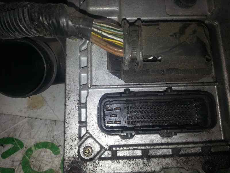 Recambio de centralita motor uce para smart coupe passion referencia OEM IAM 0261205005 0261205005 