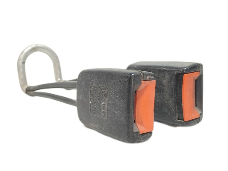 Recambio de enganche cinturon trasero central para volkswagen golf ii (191/193) moda referencia OEM IAM 1H0857739A  