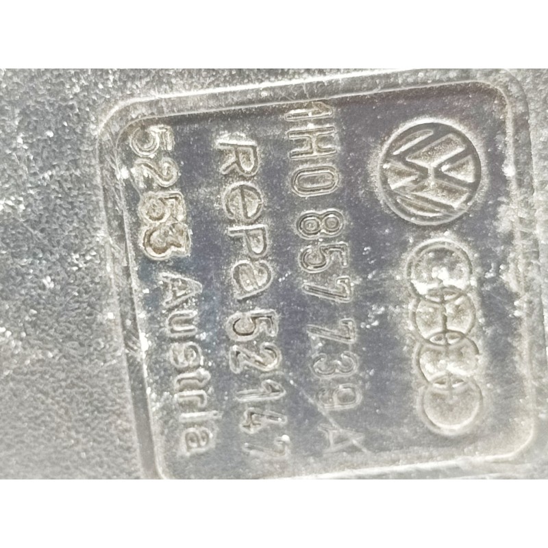 Recambio de enganche cinturon trasero central para volkswagen golf ii (191/193) moda referencia OEM IAM 1H0857739A  