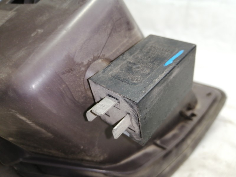 Recambio de guantera para renault master desde ´98 2.5 diesel referencia OEM IAM 7700351871 770084117 