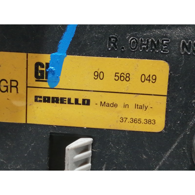 Recambio de piloto trasero derecho para opel vectra b berlina básico referencia OEM IAM 90568049 37365383 GM CARELLO