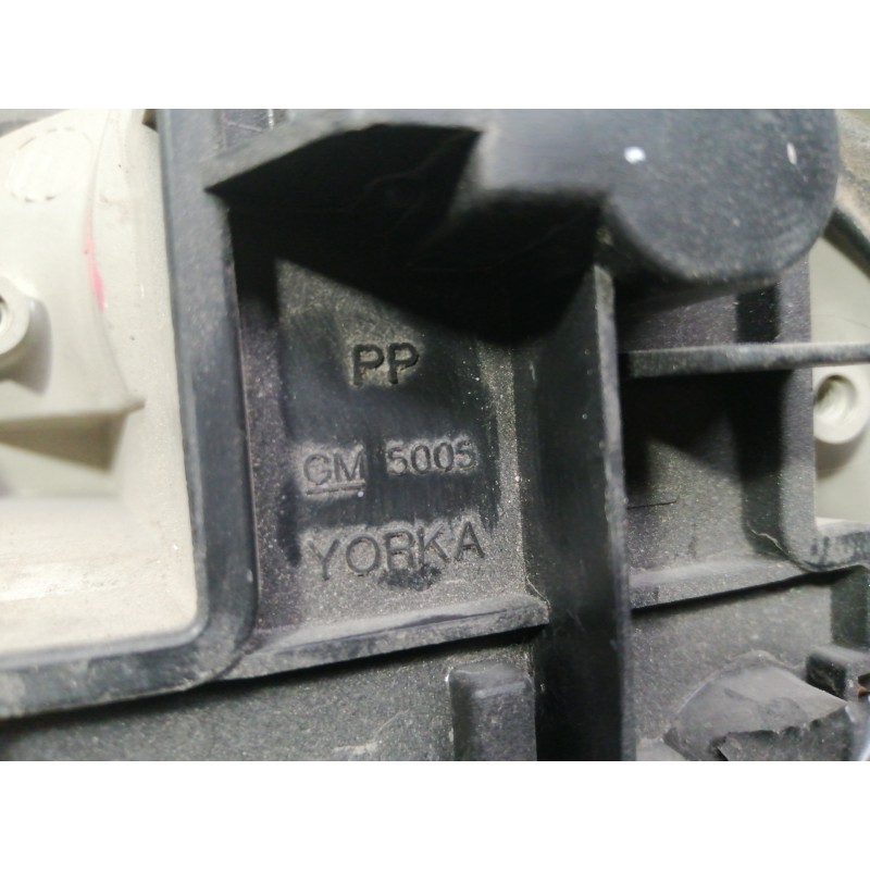 Recambio de piloto trasero izquierdo para opel astra f berlina california referencia OEM IAM GM5005  
