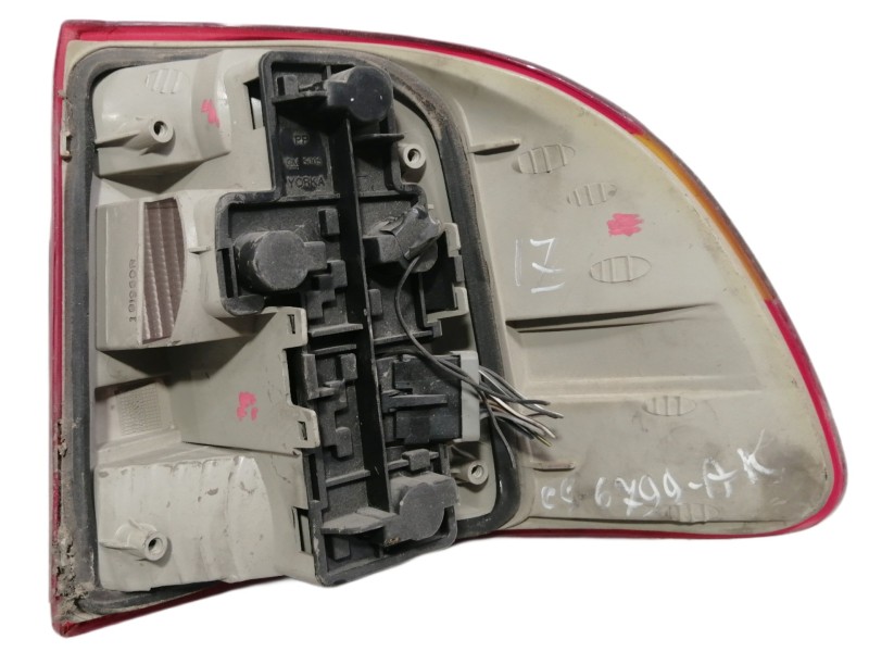 Recambio de piloto trasero izquierdo para opel astra f berlina california referencia OEM IAM GM5005  