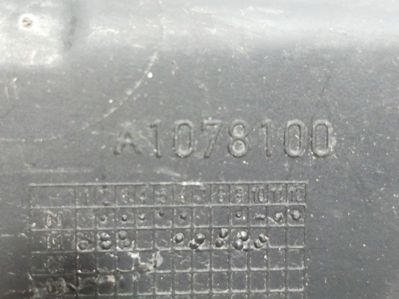 Recambio de apoyabrazos central para peugeot 307 (s1) xs referencia OEM IAM 9634496677 A1078100 PORTAOBJETOS CENTRAL