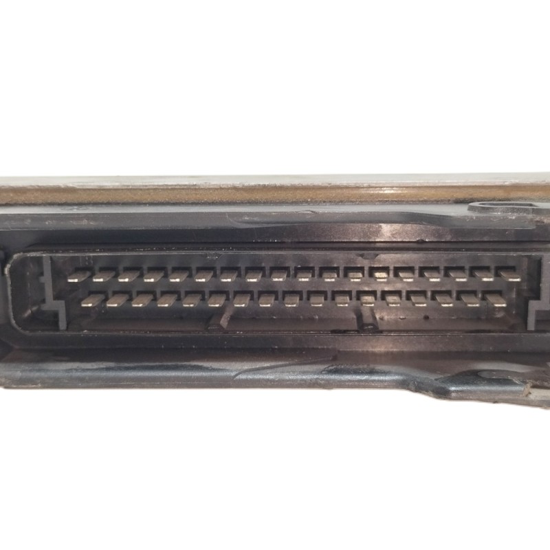 Recambio de centralita motor uce para citroën xantia berlina 1.9 td sx referencia OEM IAM 0281001262 9624519580 