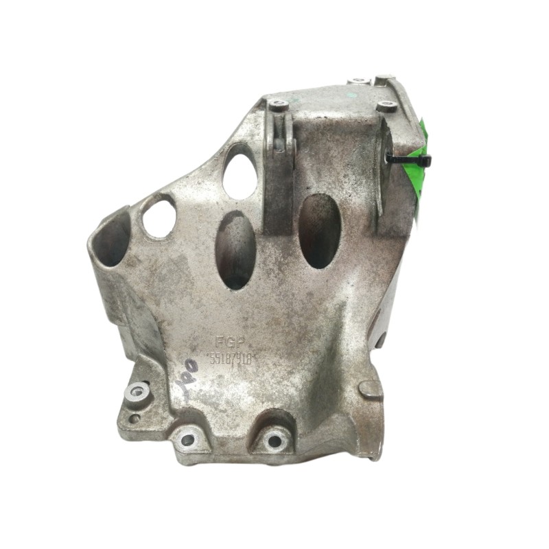 Recambio de soporte bomba inyeccion para opel zafira b cosmo referencia OEM IAM 55187918  