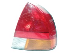 Recambio de piloto trasero derecho para mitsubishi carisma berina 5 (da0) 1600 glx referencia OEM IAM 29212201  