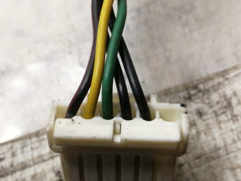 Recambio de retrovisor izquierdo para daewoo tacuma cdx referencia OEM IAM 96262604  ELECTRICO 5 CABLES