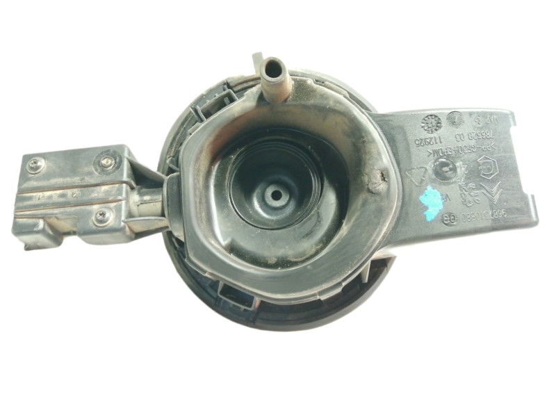 Recambio de tapa exterior combustible para citroën c4 lim. collection referencia OEM IAM 9687310880 806650 9651690280