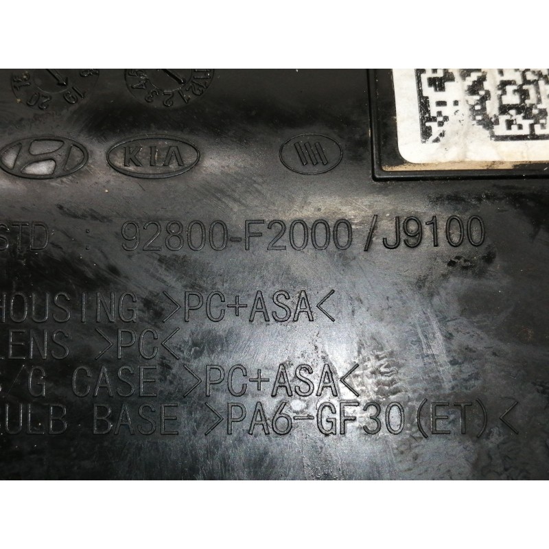 Recambio de luz interior para hyundai kona sle 2wd referencia OEM IAM 92800F2000  