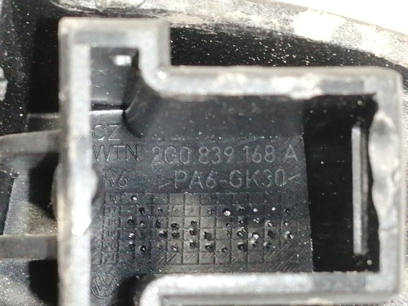 Recambio de maneta exterior delantera derecha para volkswagen polo advance referencia OEM IAM 2G0837206 2G0839168A 