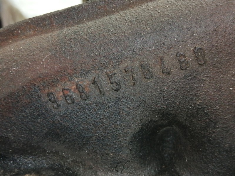 Recambio de colector escape para peugeot 308 gt referencia OEM IAM 9681570480  