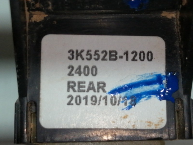 Recambio de mando elevalunas delantero derecho para hyundai kona sle 2wd referencia OEM IAM 3K552B1200  