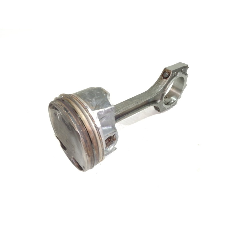 Recambio de piston para hyundai kona sle 2wd referencia OEM IAM 4GUO  