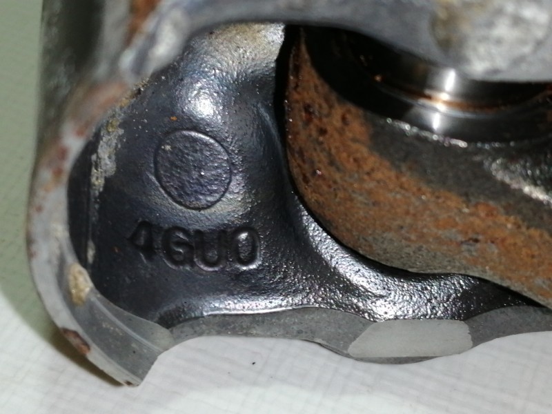 Recambio de piston para hyundai kona sle 2wd referencia OEM IAM 4GUO  