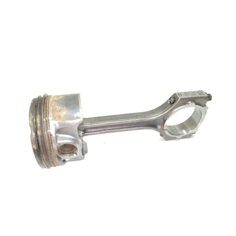 Recambio de piston para hyundai kona sle 2wd referencia OEM IAM 4GUO  