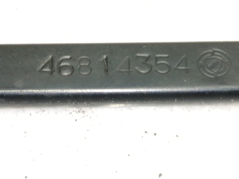 Recambio de brazo limpia delantero derecho para fiat stilo (192) 1.6 16v active referencia OEM IAM 46814354  