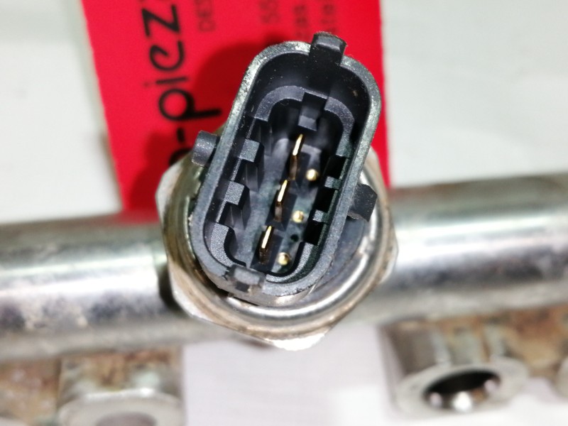 Recambio de rampa inyectora para hyundai kona sle 2wd referencia OEM IAM 35350042  