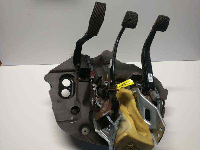 Recambio de pedal embrague para opel zafira b cosmo referencia OEM IAM 13192503  