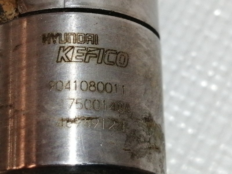 Recambio de inyector para hyundai kona sle 2wd referencia OEM IAM 3531003AC0  