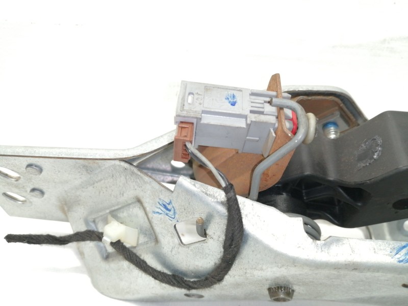 Recambio de pedal embrague para opel zafira b cosmo referencia OEM IAM 13192503  