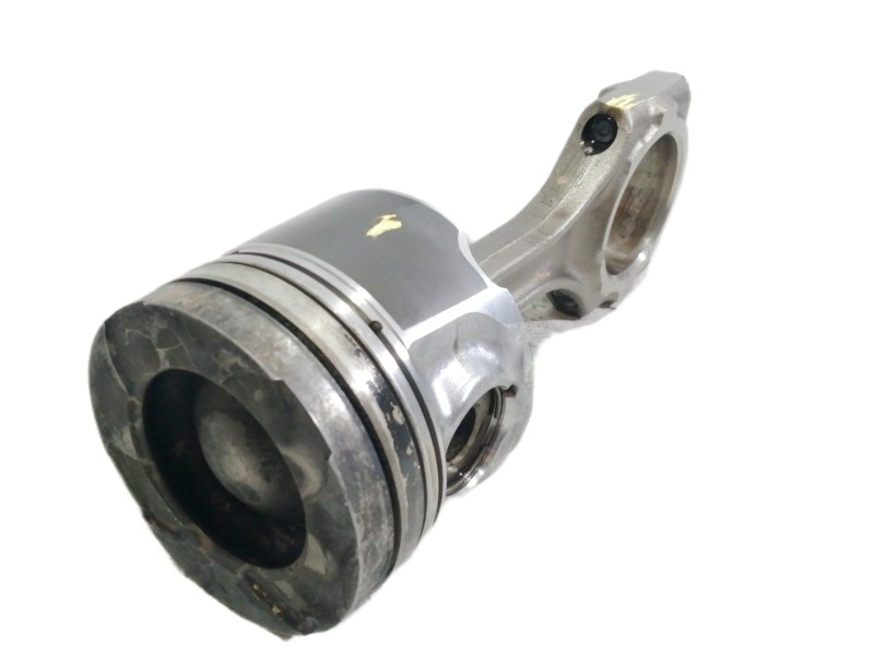 Recambio de piston para toyota corolla verso (r1) 2.2 d-4d luna referencia OEM IAM 86L78  
