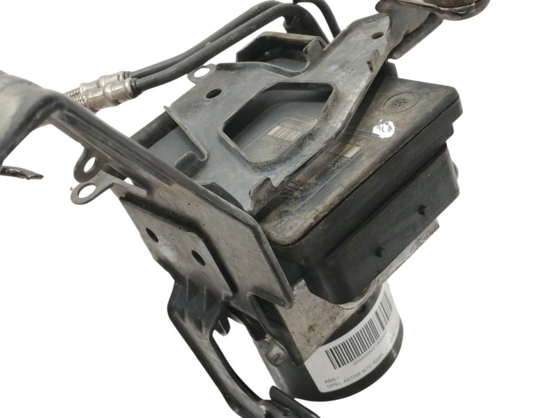 Recambio de abs para opel astra gtc sport referencia OEM IAM 13213610  
