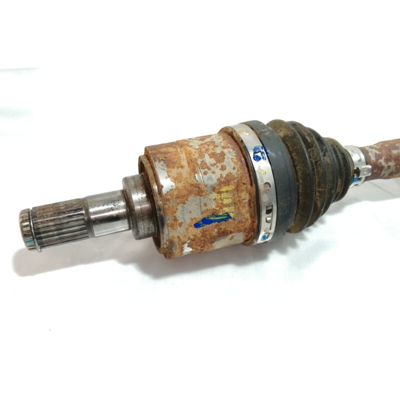 Recambio de transmision delantera derecha para hyundai kona sle 2wd referencia OEM IAM 49501J9000  